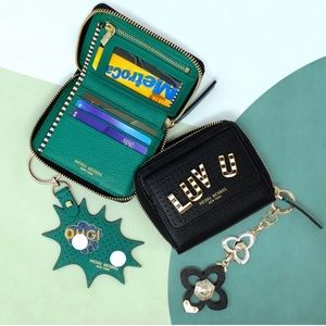 Henri Bendel Zip Wallet